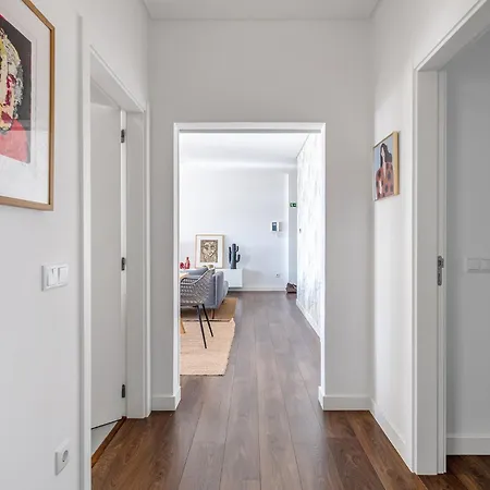 Апартаменты Fozpenthouse